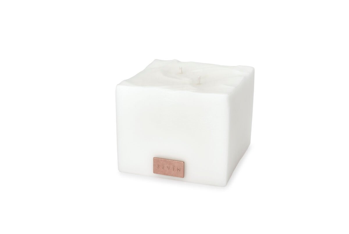 Porcelain White Scented Candle 700g